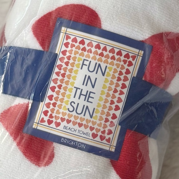 BRIGHTON NWT Ombre Hearts Fun in the Sun Beach Towel • Summer 2024 GWP - Picture 3 of 10